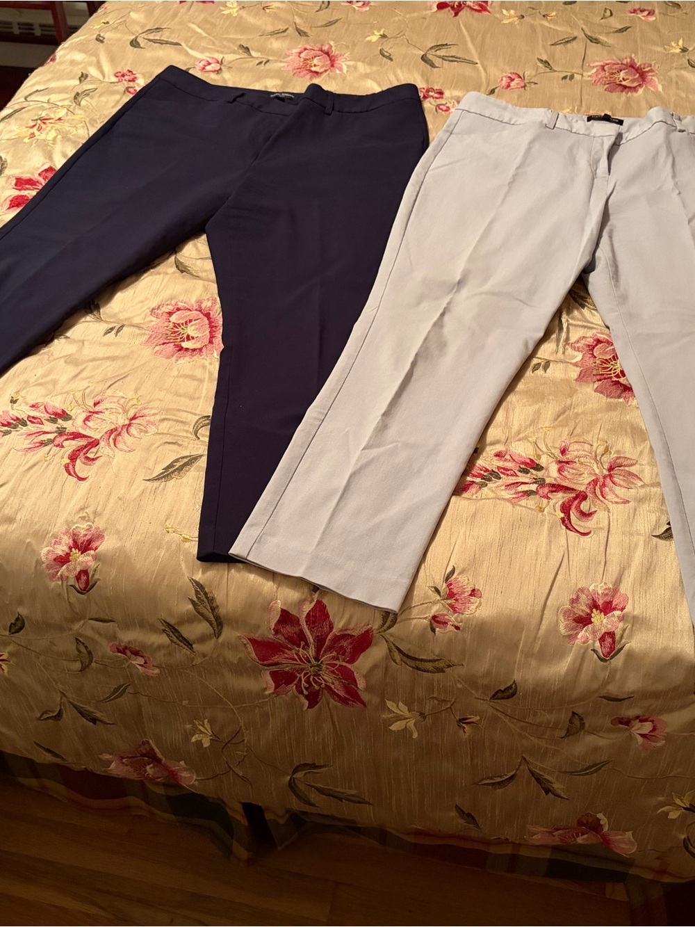 Mario Serrani Cropped Dress Pants
